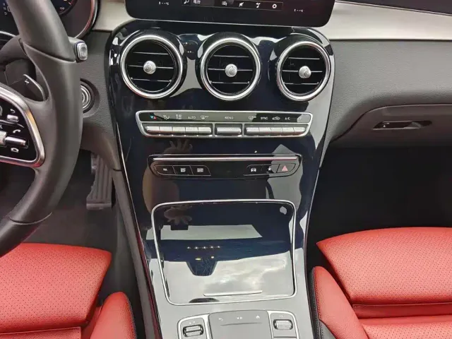 Mercedes-Benz GLC Coupe — Фото автомобиля 17