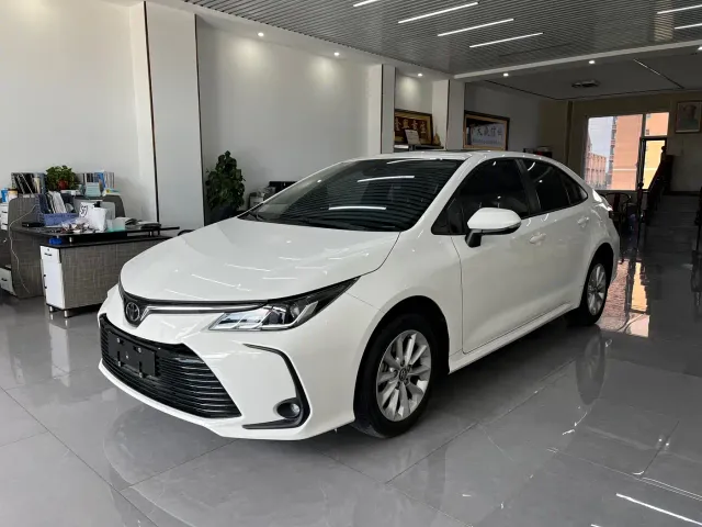 Фотография автомобиля — Toyota Corolla