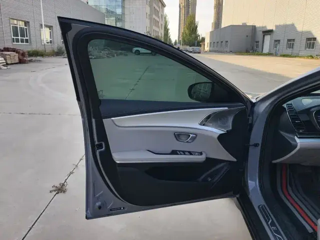 BYD Han — Фото автомобиля 7
