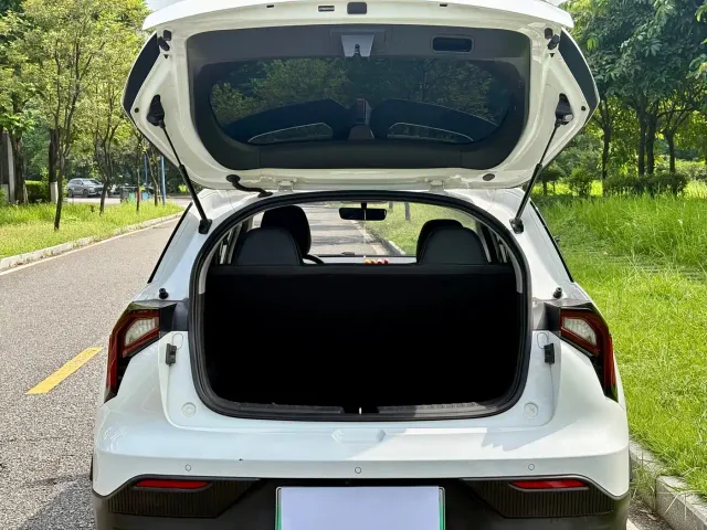 Geely Geometry E Firefly — Фото автомобиля 8