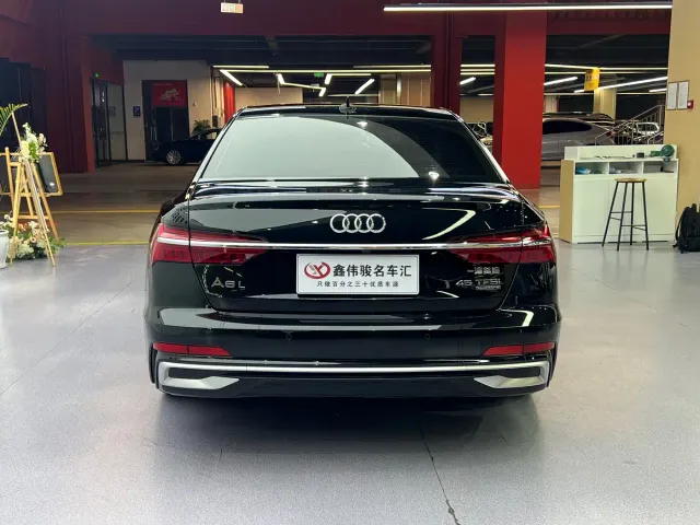 Audi A6L — Фото автомобиля 16