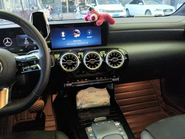 Mercedes-Benz A-Class — Фото автомобиля 13