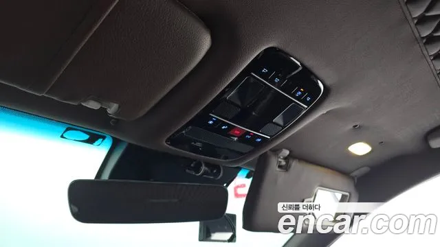 Hyundai Grandeur GN7 — Фото автомобиля 24