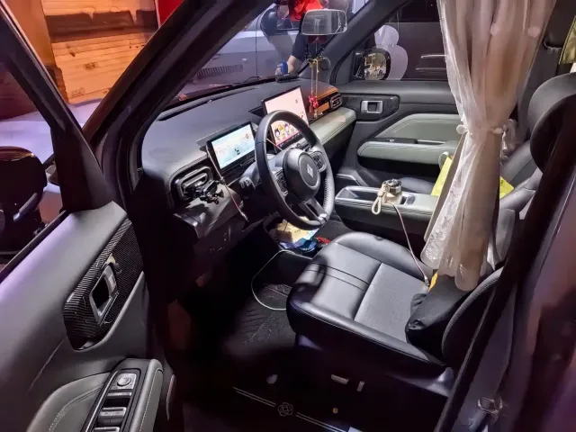 Baojun Yep Plus — Фото автомобиля 3