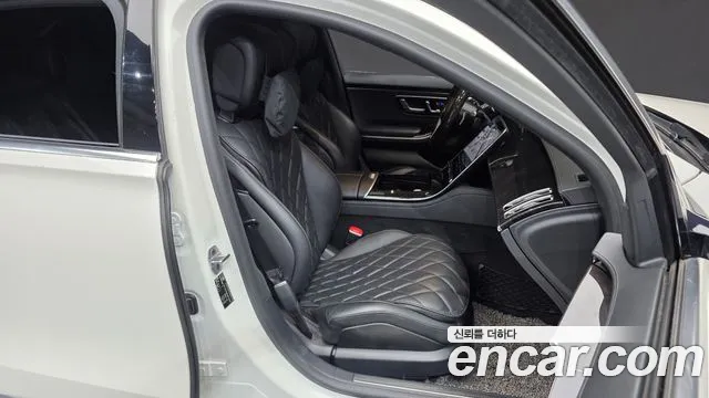 Mercedes-Benz S-Class — Фото автомобиля 26