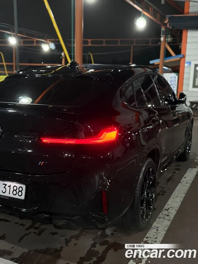 BMW X4 xDrive20i M Sport Pro — Фото автомобиля 6