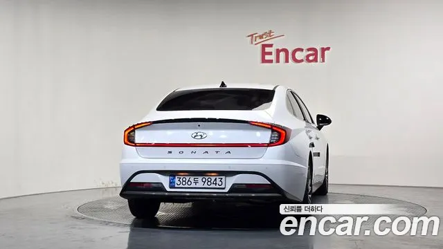 Hyundai Sonata — Фото автомобиля 2