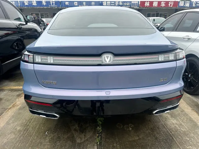 Changan Eado — Фото автомобиля 11