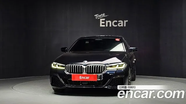 BMW 5 Series G30 — Фото автомобиля 3