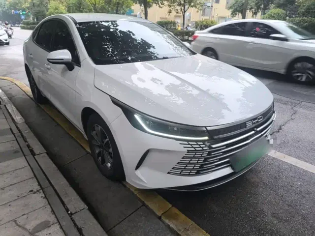BYD Destroyer 05 — Фото автомобиля 3