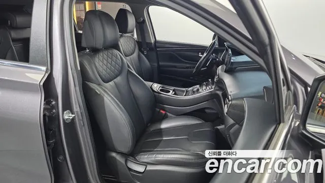 Hyundai Santafe — Фото автомобиля 12