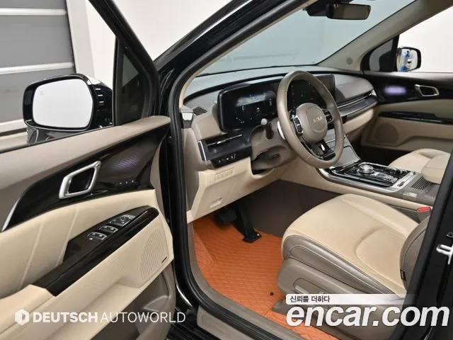 Kia Carnival Generation 4 — Фото автомобиля 11