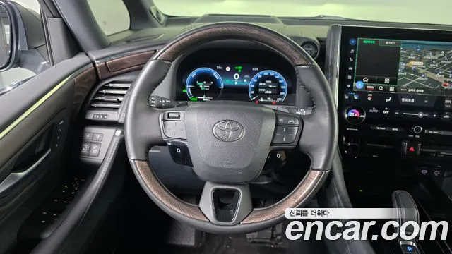 Toyota Alphard — Фото автомобиля 10