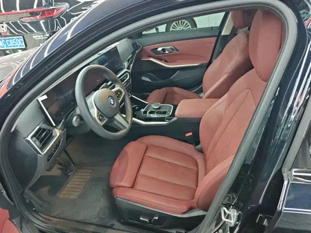 BMW i3 — Фото автомобиля 14
