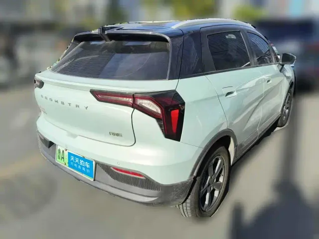 Geely Geometry E Firefly — Фото автомобиля 2
