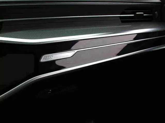 Audi A6L — Фото автомобиля 7