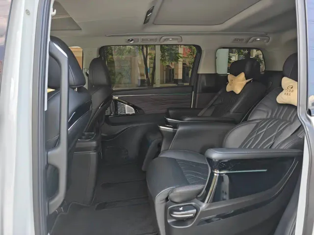 GAC Trumpchi M8 — Фото автомобиля 19