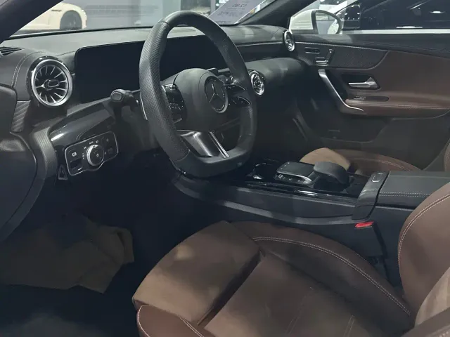 Mercedes-Benz A-Class — Фото автомобиля 13
