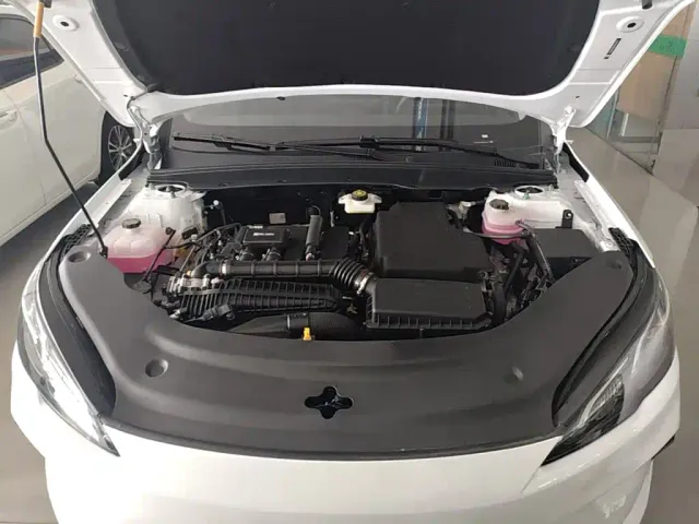 BYD Seal 05 DM-i — Фото автомобиля 19