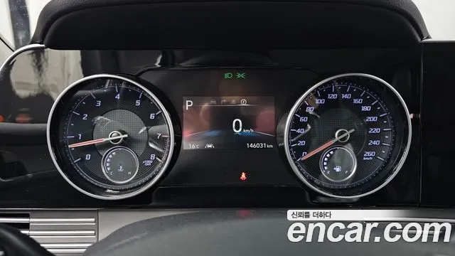 Hyundai Grandeur New — Фото автомобиля 11