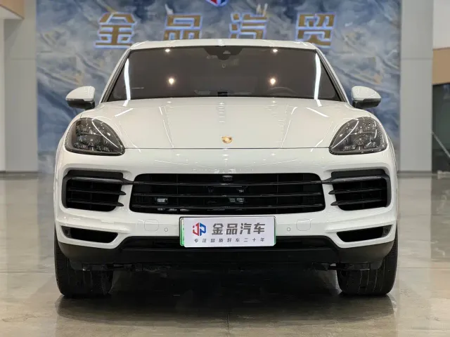 Porsche Cayenne — Фото автомобиля 2