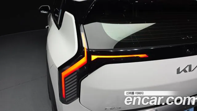 Kia EV3 — Фото автомобиля 8