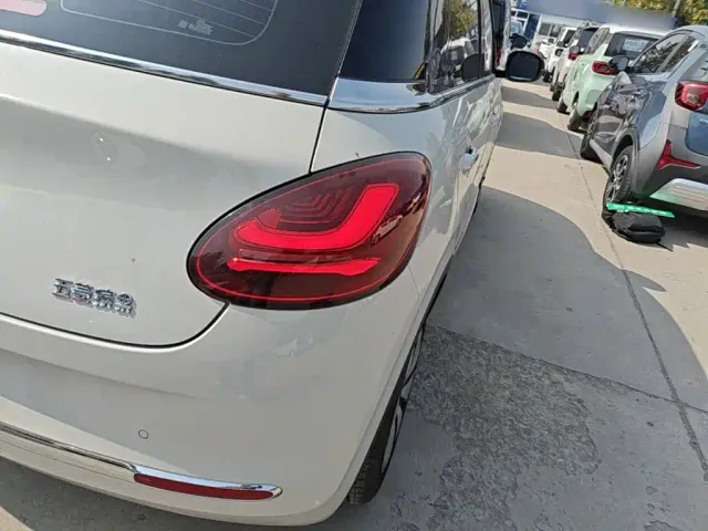 Wuling Bingo — Фото автомобиля 7