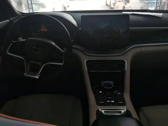BYD Song PLUS — Фото автомобиля 12