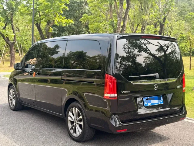 Mercedes-Benz V-Class — Фото автомобиля 8