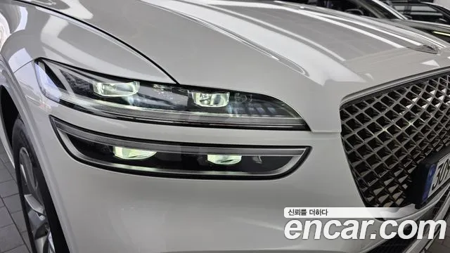 Genesis GV70 — Фото автомобиля 7