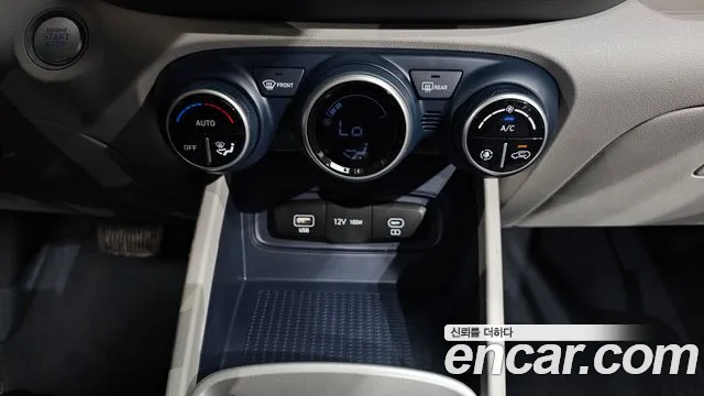 Hyundai Venue Venue 1.6 Premium — Фото автомобиля 26