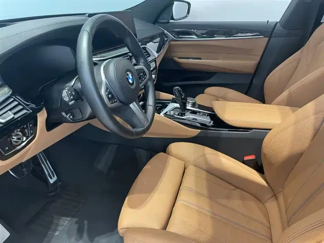 BMW 6 Series Gran Turismo — Фото автомобиля 10