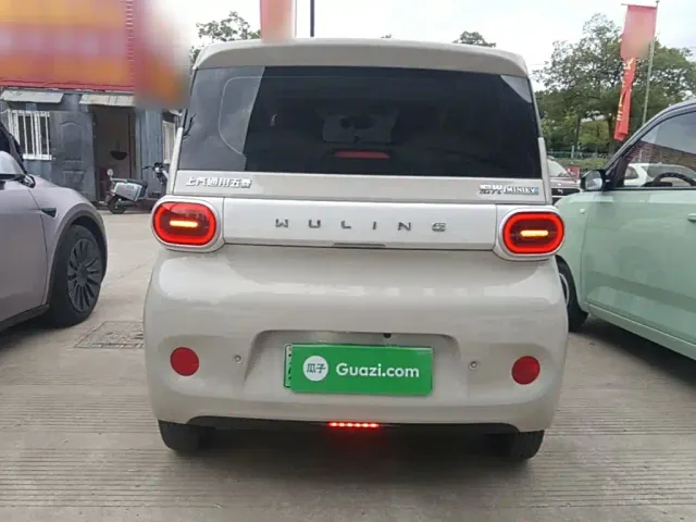 Wuling Hongguang Mini EV — Фото автомобиля 5
