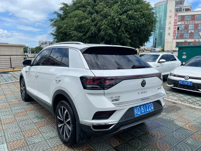 Volkswagen T-Roc — Фото автомобиля 13