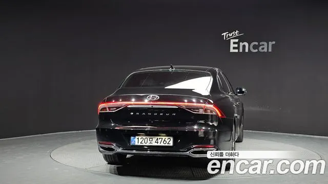 Hyundai Grandeur Новый Grandeur IG — Фото автомобиля 4