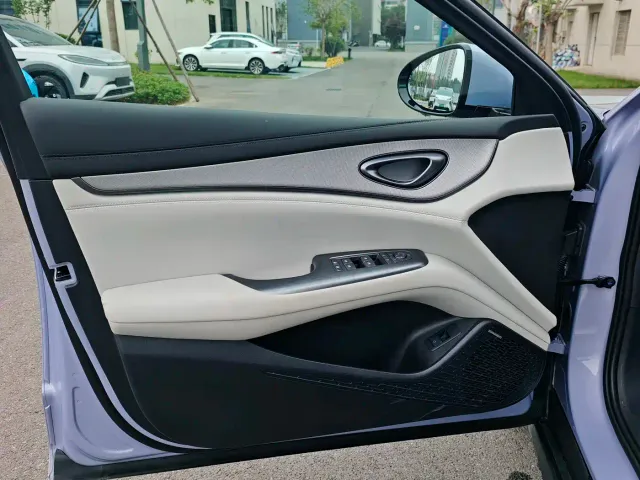 BYD Seal 07 EV 2026 Model 705 Flagship — Фото автомобиля 16