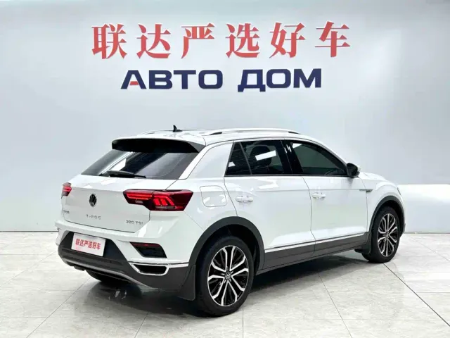 Volkswagen T-Roc — Фото автомобиля 6