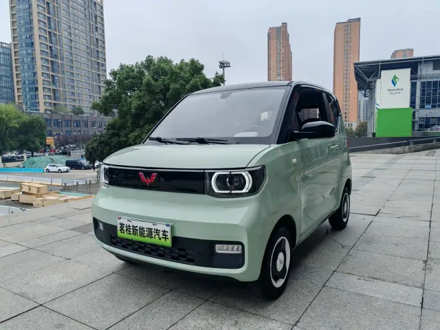 Фотография автомобиля — Wuling Hongguang Mini EV