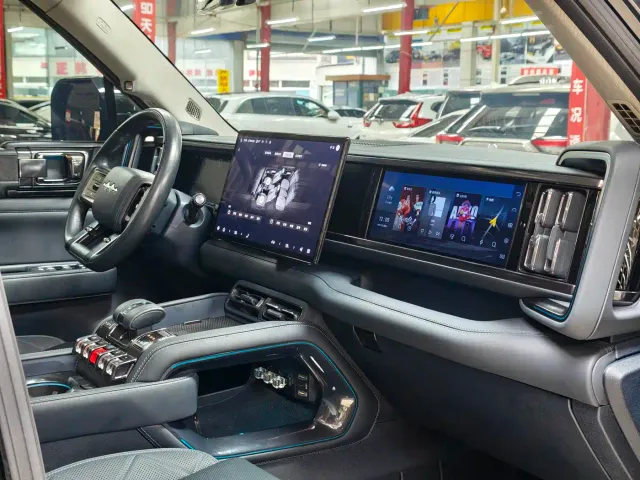 BYD FangChengBao Leopard 5 — Фото автомобиля 18