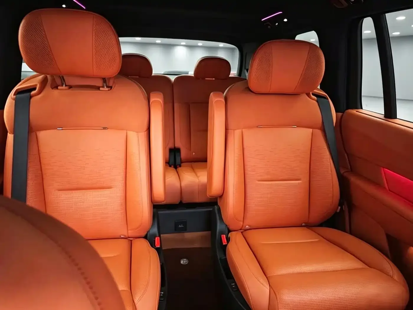 Lynk & Co Lynk & Co 900 2025 1.5T Ultra — Фото автомобиля 5