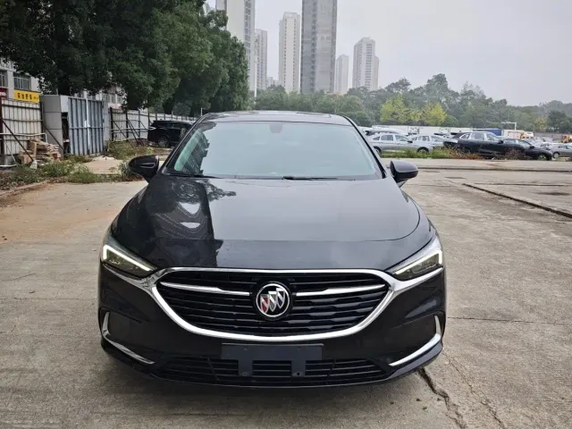 Buick LaCrosse — Фото автомобиля 2