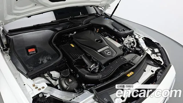 Mercedes-Benz E-Class — Фото автомобиля 6