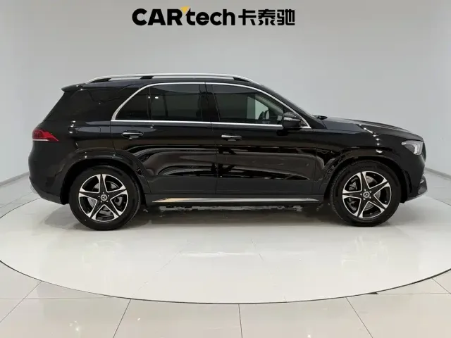 Mercedes-Benz GLE-Class — Фото автомобиля 4