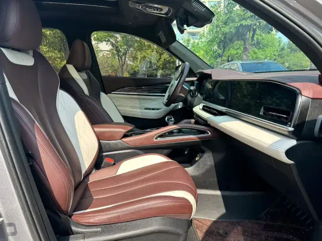 Geely Xingyue L — Фото автомобиля 19