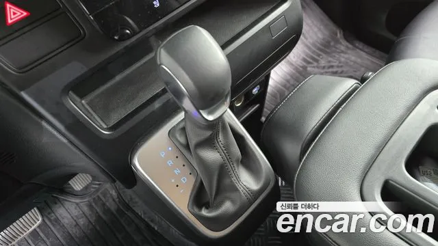 Hyundai Staria — Фото автомобиля 12