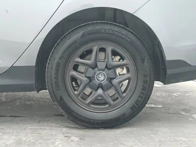 BYD Qin PLUS — Фото автомобиля 9
