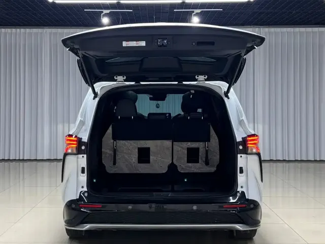 Toyota Granvia — Фото автомобиля 6