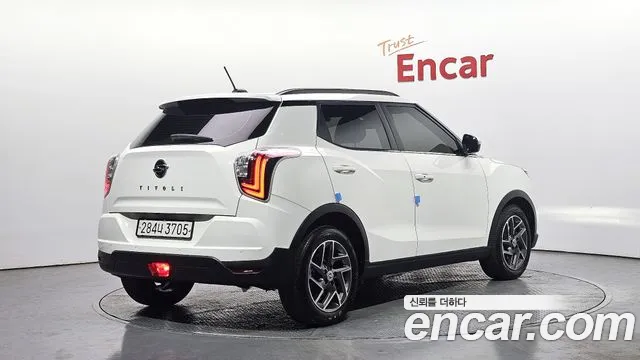 KG_Mobility_Ssangyong TIBOLI Very New Tivoli Бензин 1.5 2WD — Фото автомобиля 2