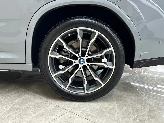 BMW X4 — Фото автомобиля 19