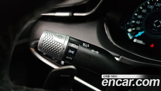 Genesis GV70 2.5T Бензин AWD — Фото автомобиля 26